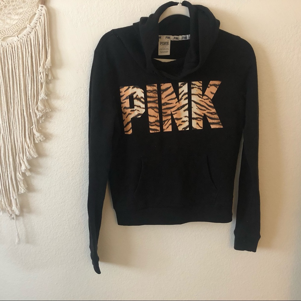 ⭐️FINAL PROCE DROP⭐️💎PINK by VS Tiger logo💎